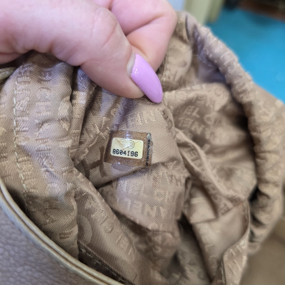 Authentic CHANEL CC Vintage Hangbag Leather Beige Tan Bucket Bag Top Handle - Picture 8 of 16